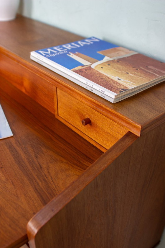 Image 1 of Vintage teakhouten secretair bureau, ladekast, Deens Riis Antonsen