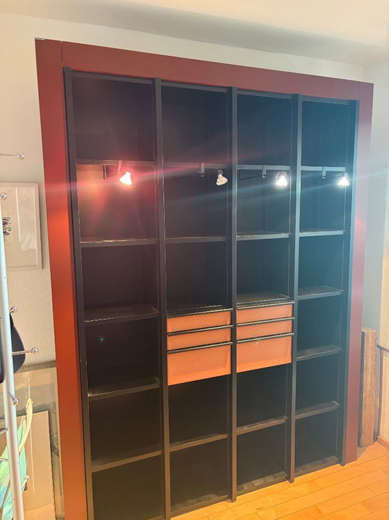 Interlübke Duo Peter Maly shelf wall – room high, black/orange | Design classic – Bookcases, Wood (photo 6 of 8)