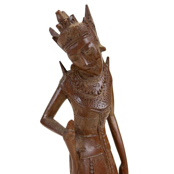 Dewie Sri en bois balinais sculpté à la main – Milieu du siècle – Sculptures, Art Deco (photo 7 of 8)
