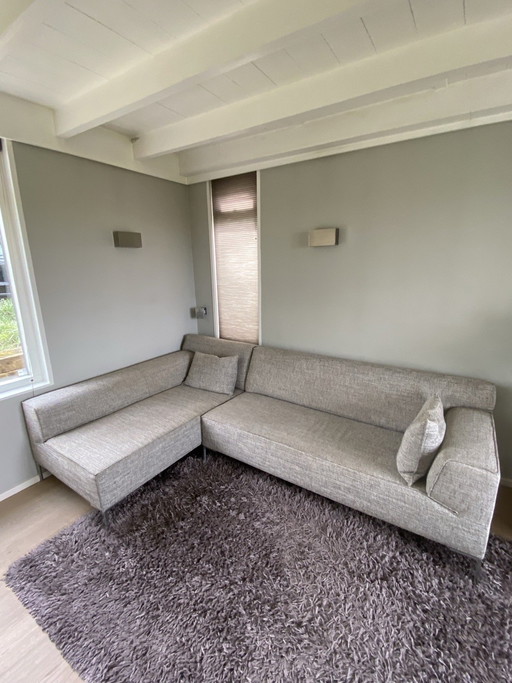 Canapé Bloq 2,5 places et fauteuil long, comprenant deux coussins carrés, coloris gris clair chiné