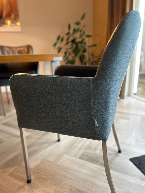 Image 1 of Bert plantation dining table + 6 chairs