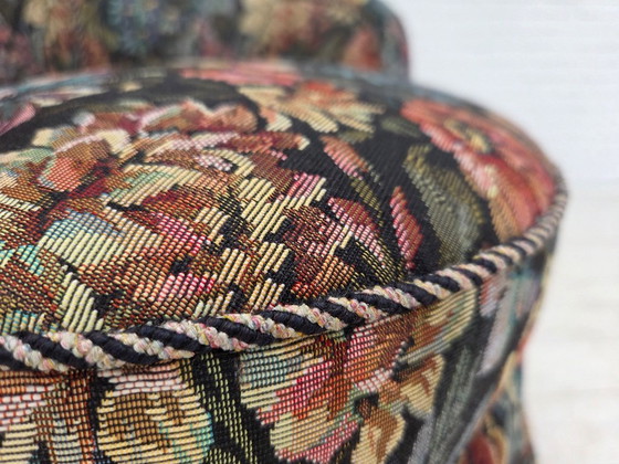 Image 1 of Sillón de cóctel danés de la década de 1960, tapizado en tela jacquard.