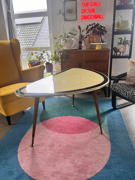 Nierenförmiges Atomzeitalter von Ilse Mobel