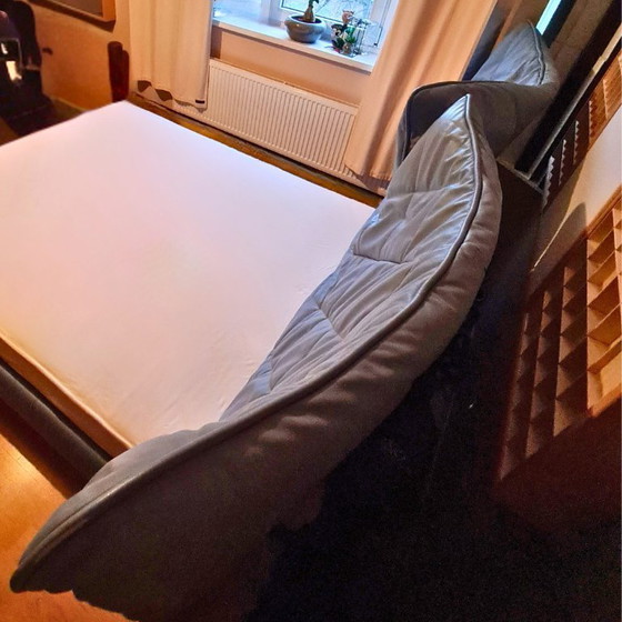 Image 1 of Lit Poltrona Frau LELIT de Paola Navone – Cuir Pelle Frau®