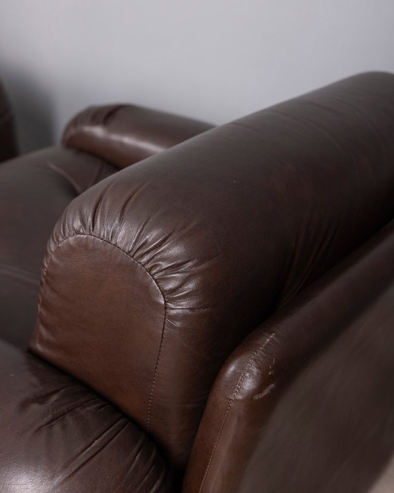 Image 1 of Een paar vintage bruine leren fauteuils uit de jaren 70, ontworpen door Ceriotti.