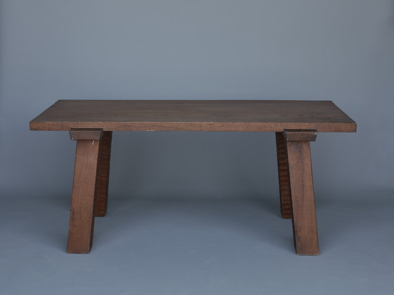 Image 1 of Table en chêne brutaliste française