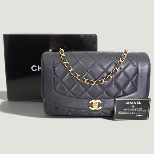 CHANEL DIANA MEDIUM BAG | NAVY BLUE