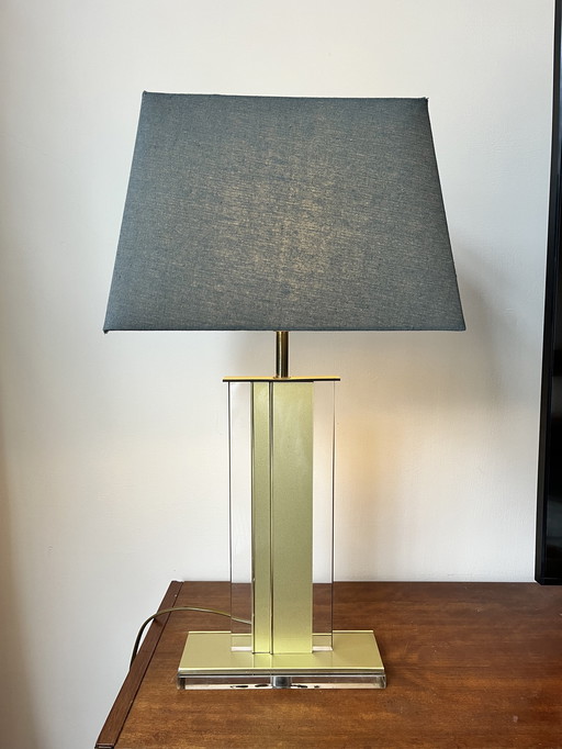 Lampada da tavolo chic hollywoodiana anni '80 – ottone e plexiglass – stile Belgochrom