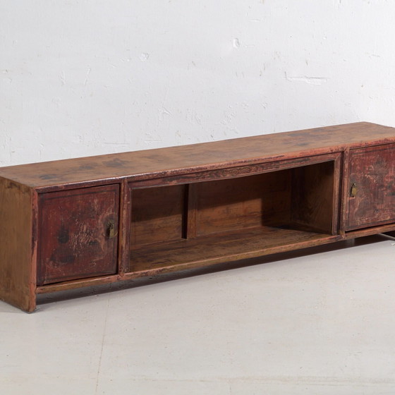 Buffet bas ancien en bois de pin – Chine, circa 1930 – Vaisseliers (photo 4 of 40)