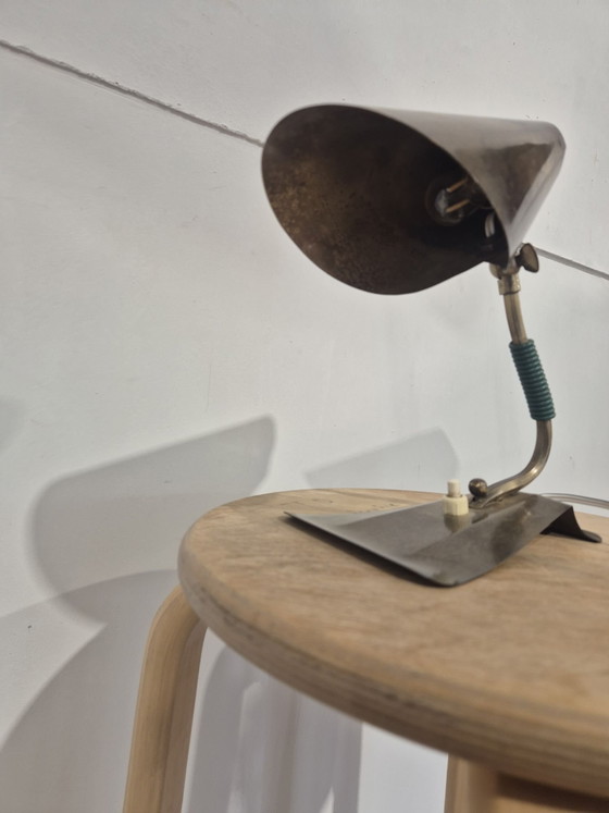 Vintage 50s brass bedside table lamp, Gold (photo 6 of 7)