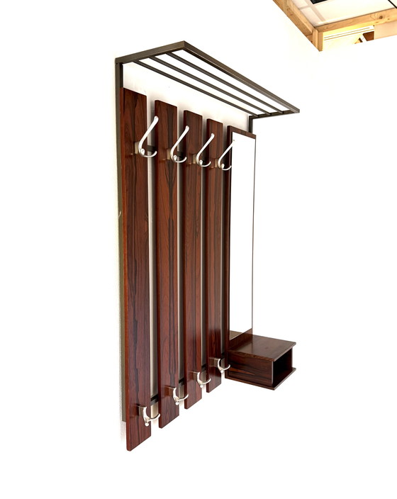 Image 1 of Vintage XL Rosewood wandkapstok ‘60