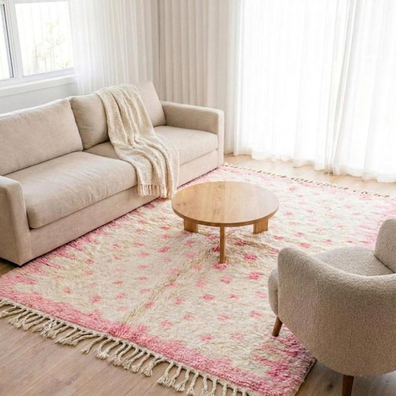 Image 1 of Magnifique Tapis artisanal rose en laine 280cmx180cm 