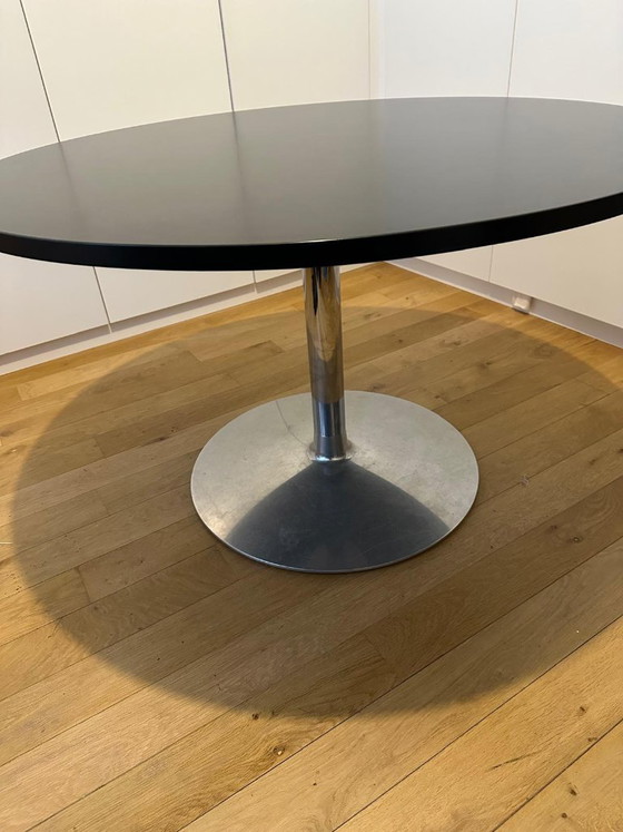 Tavolo da Pranzo Rotondo | Piano Nero | Base Cromata – Tavoli da pranzo, Chrome, Wood (photo 2 of 5)