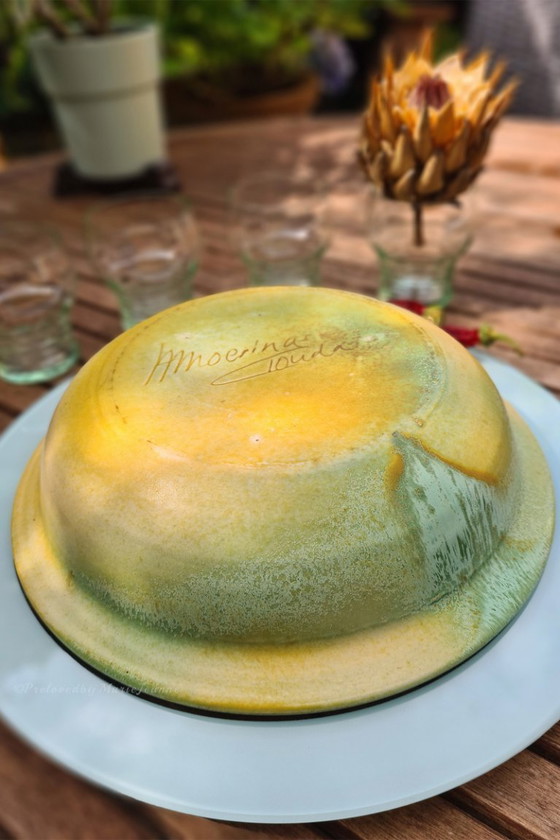 Image 1 of Adrie Moerings - Ciotola in terracotta tornita a mano.