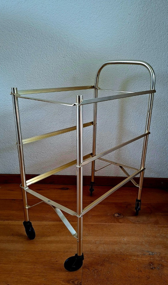 Servierwagen im Hollywood-Regency-Stil. – Aluminium – Englisch – Stijl  Kaymet en Woodmet. (photo 11 of 13)