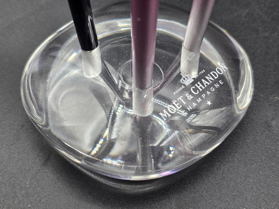 Image 1 of Champagne flutes in houders Moët & Chandon