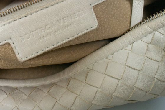 Bottega Veneta, Bolso Hobo Intrecciato en Blanco – Bolsos de hombro, Lambskin (photo 10 of 17)