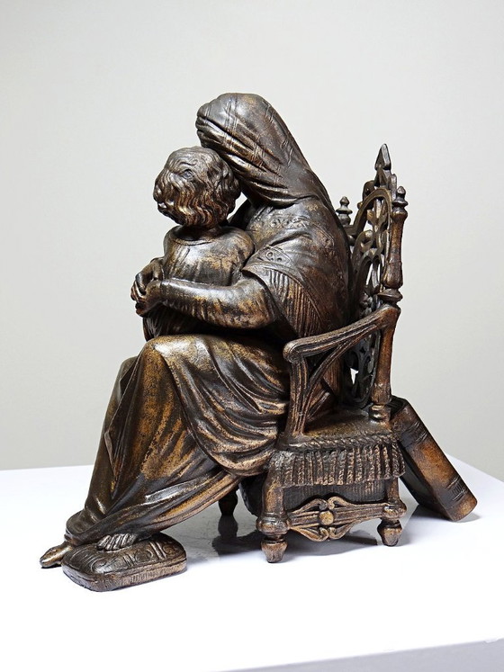 Image 1 of Estatuilla de zinc patinado de la Virgen de la Silla, finales del siglo XIX/principios del siglo XX.