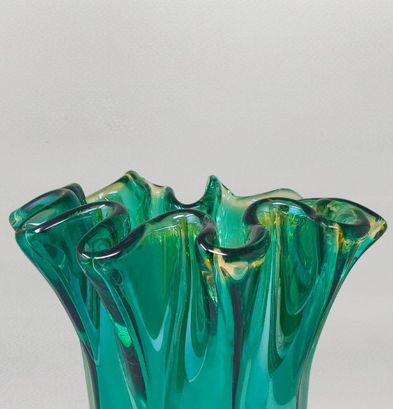 1970s Michielotto Emerald Green Fazzoletto Murano Glass Vase — Italian Vintage (photo 7 of 10)