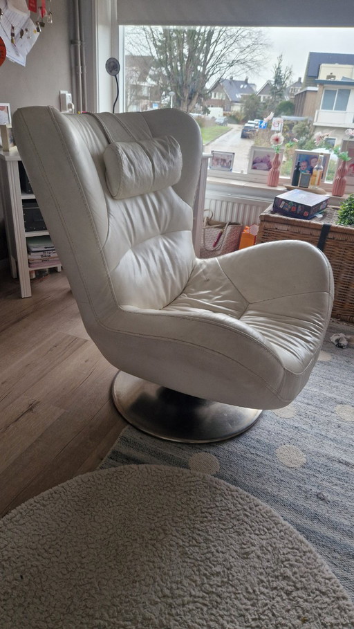 Kuka-Sessel aus weißem Leder