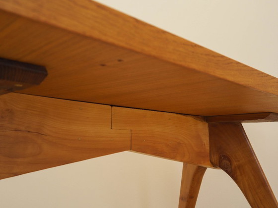 Image 1 of Eikenhouten bureau, Italiaans design, jaren 70, vervaardigd in Italië.