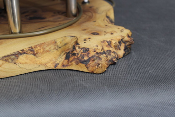 Image 1 of Lámpara de sobremesa contemporánea de madera con pantalla de cristal