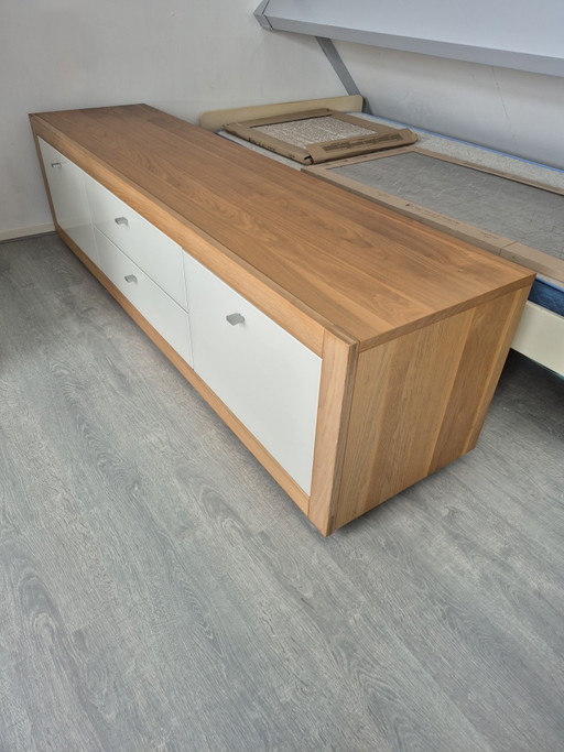 Meuble TV / Lowboard design Hülsta Xelo – Noyer et blanc