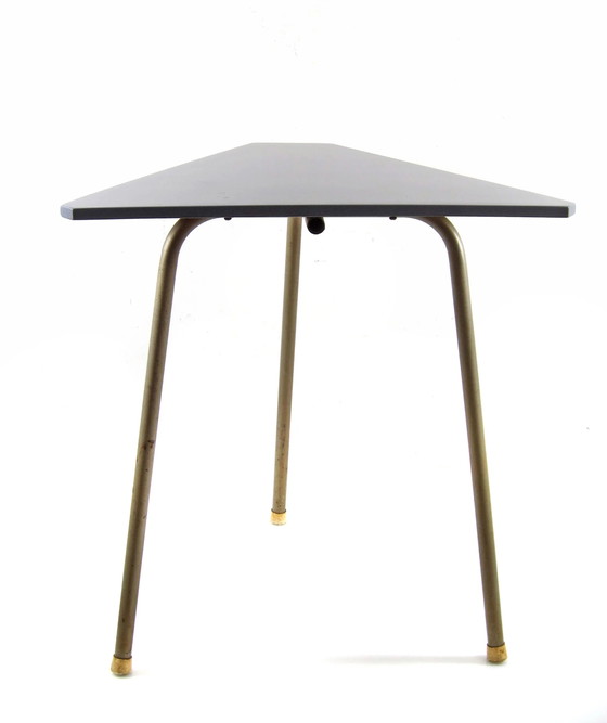 Wim Rietveld vintage sixties side table – Minimal Dutch design Coffee Table – Rietveld (Wim), Metal (photo 7 of 7)