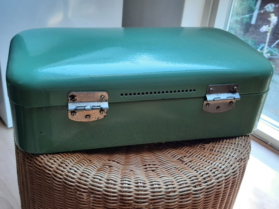 Image 1 of boîte à pain émaillée