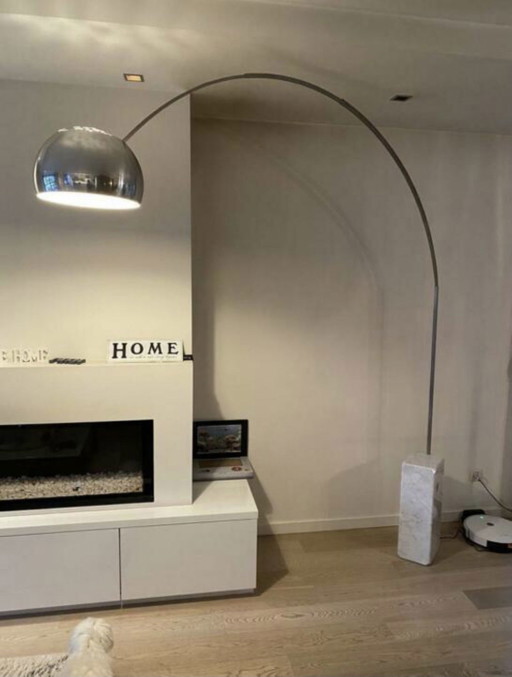 FLOS Arco door Castiglioni