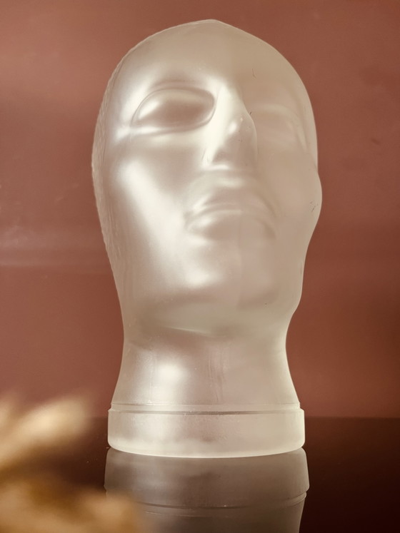 Image 1 of Glaskopf im 80er-Jahre-Design