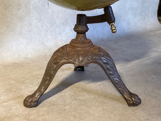 Image 1 of Mappemonde