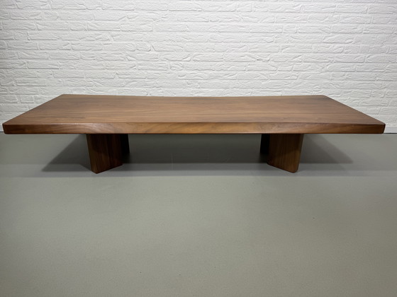 Image 1 of Houten salontafel PLANA, ontworpen door Charlotte Perriand voor Cassina.