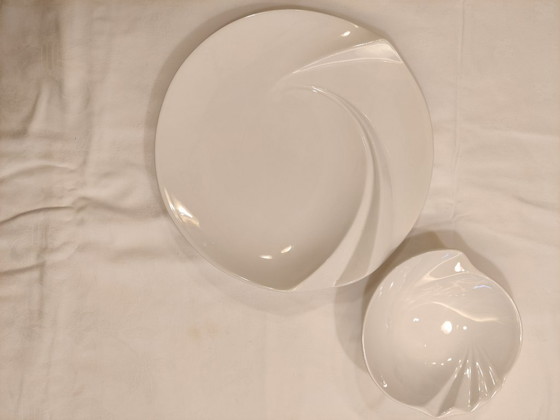 JHM Ceramica, 8 Large White Plates and 4 White Bowls – Crockery (photo 2 of 15)