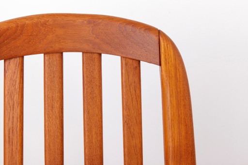 Juego de 6 sillas de comedor vintage de teca de Dyrlund, 2 sillones y 4 sillas laterales, estilo danés (photo 2 of 8)
