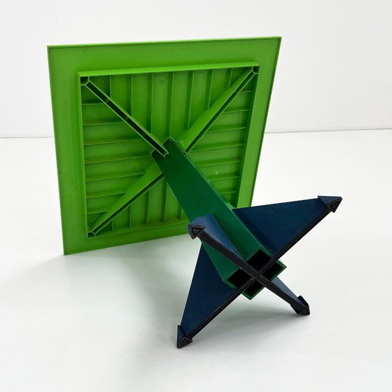 Mesa de comedor verde modelo 4310 de Anna Castelli para Kartell, década de 1980. – Mesas de comedor, Plastic (photo 9 of 11)