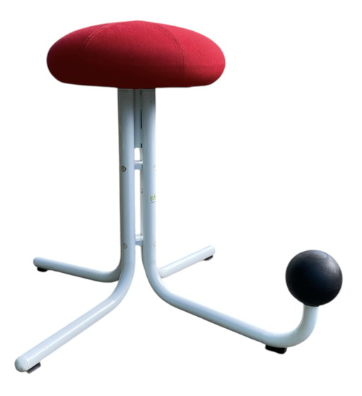 Globe One Stool Design by Peter Opsvik