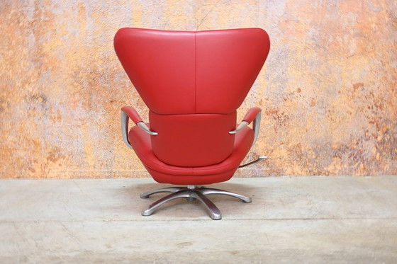 Image 1 of Leolux Formi Design-Drehsessel aus rotem Leder