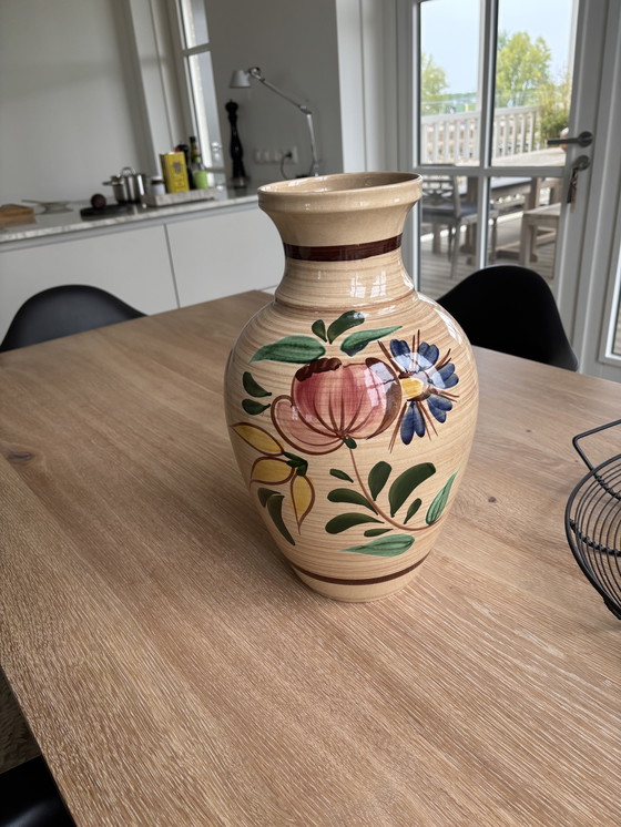 Image 1 of Vase Retro