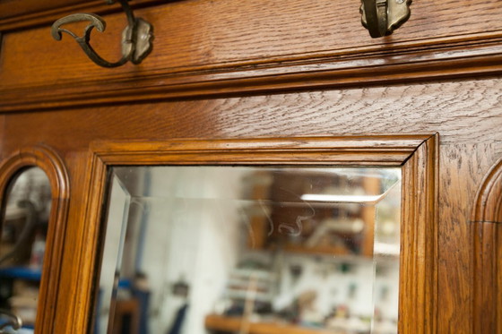 Image 1 of Vestiaire Napoléon III en noyer fin 19e, 3 miroirs, marbre