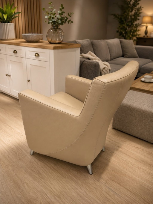 Poltrona in pelle Leolux Dolcinea color crema
