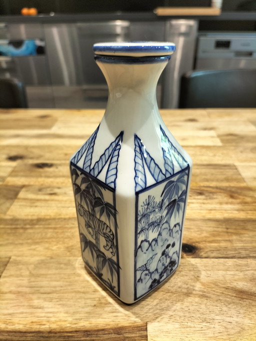 Bottiglia di tabacco in ceramica asiatica