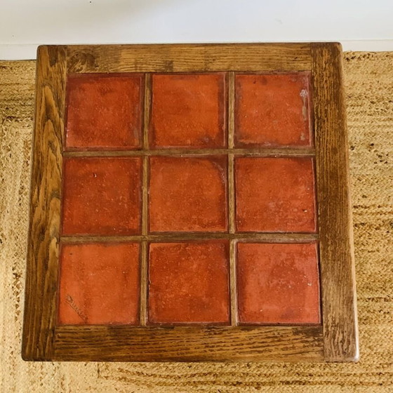 Image 1 of Table Carreaux Rouge Signée