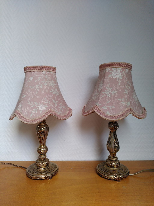 Pair of antique lamps, bronze base