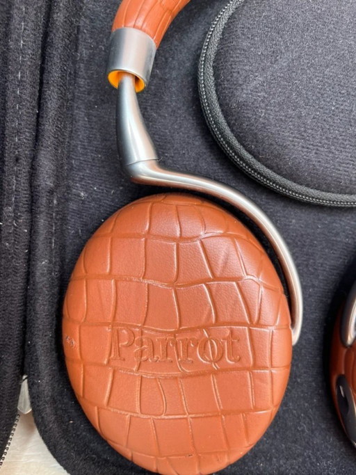 Parrot Zik 3.1 van Philippe Starck  [bruin croco]
