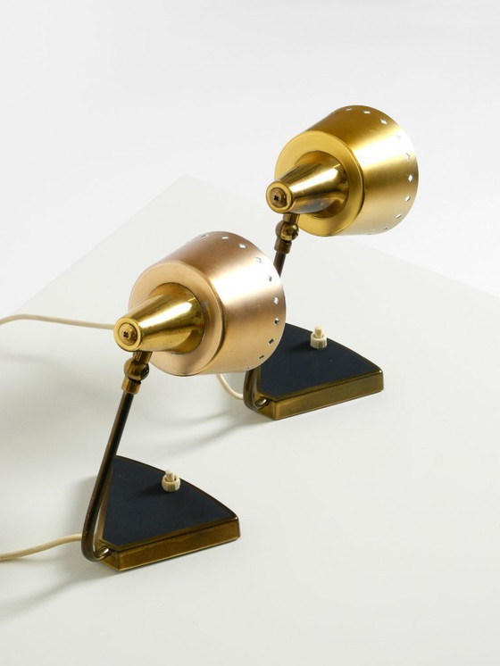 Image 1 of Twee prachtige zeldzame Mid Century Modern messing tafellampen