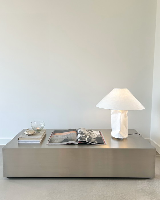 Image 1 of Table basse en acier inoxydable