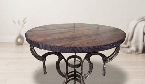 Tavolino rotondo artigianale con base in ferro battuto, circa anni '80, Cecoslovacchia, 67 × 50 cm – Tavolini (photo 8 of 9)