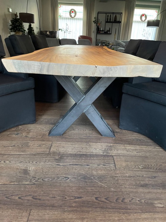 Image 1 of Suar tree trunk table 3 meters