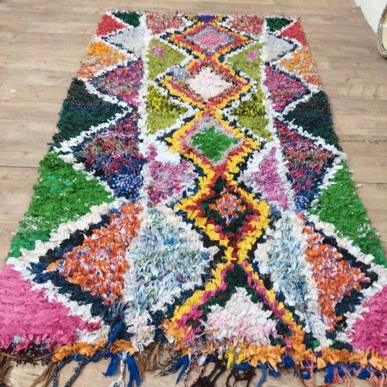 Image 1 of Boucherouite-Teppich, mehrfarbig – Recyceltes Textil, handgewebt, Boho-Chic (250×145 cm)